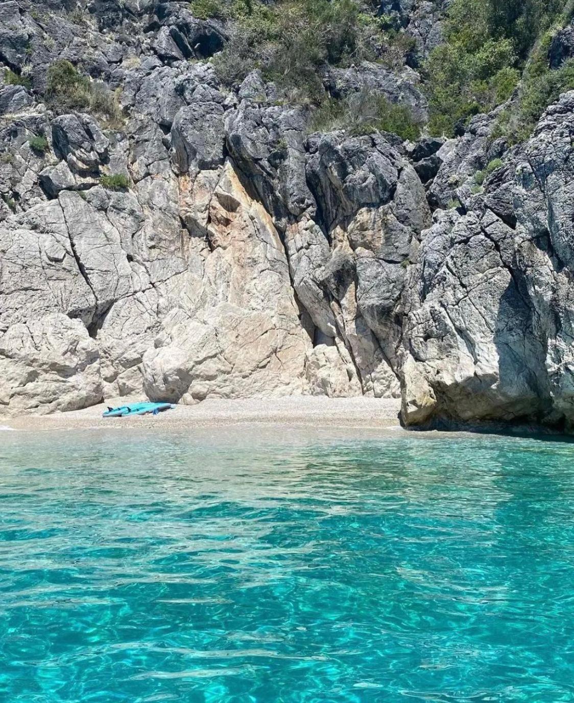 Exclusive Greccia Inn Dhërmi Esterno foto