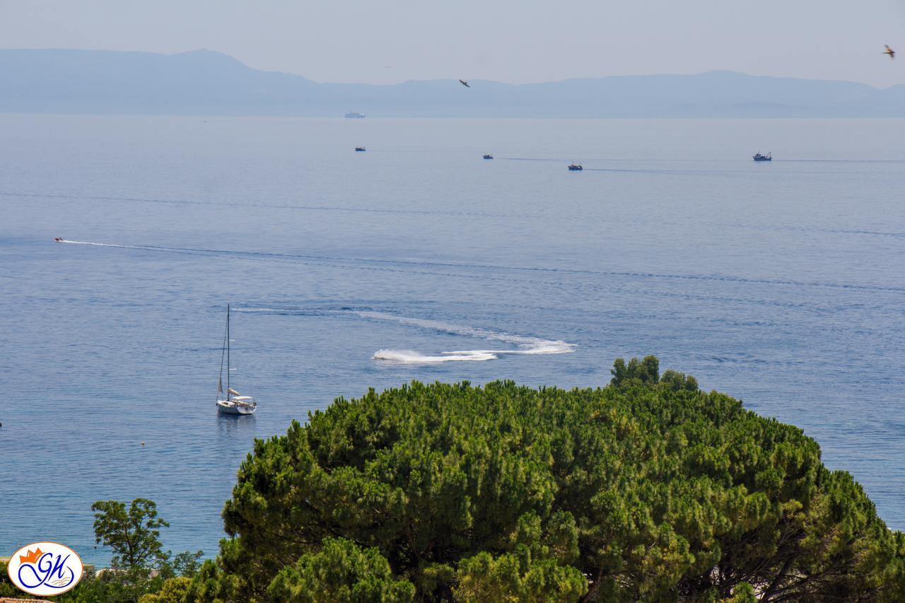 Exclusive Greccia Inn Dhërmi Esterno foto
