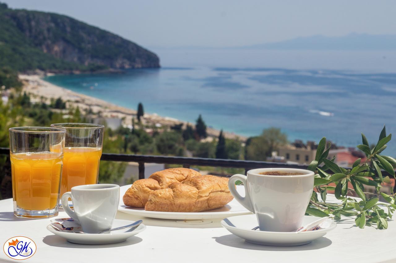 Exclusive Greccia Inn Dhërmi Esterno foto